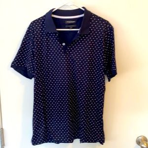 Banana Republic men’s dotted polo - Large